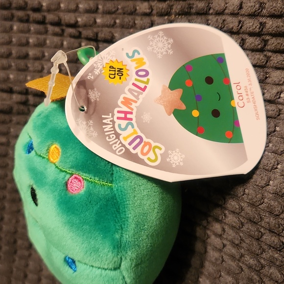 NWT Squishmallows 3.5" "Carol" Green Christmas Tree Plush Clip (US Exclusive) - Picture 3 of 5